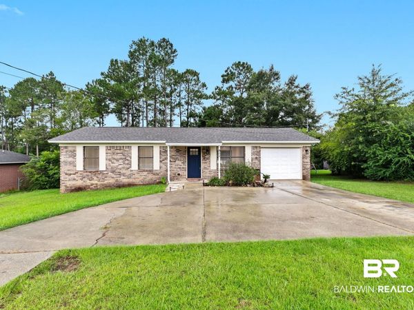 911 Jacks Branch Road, Cantonment, FL 32533