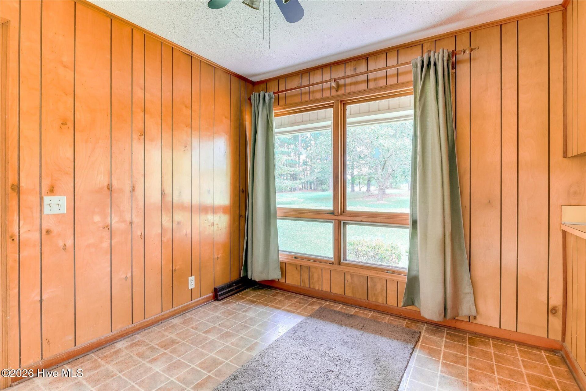 65 Long Cane Road Photo 18