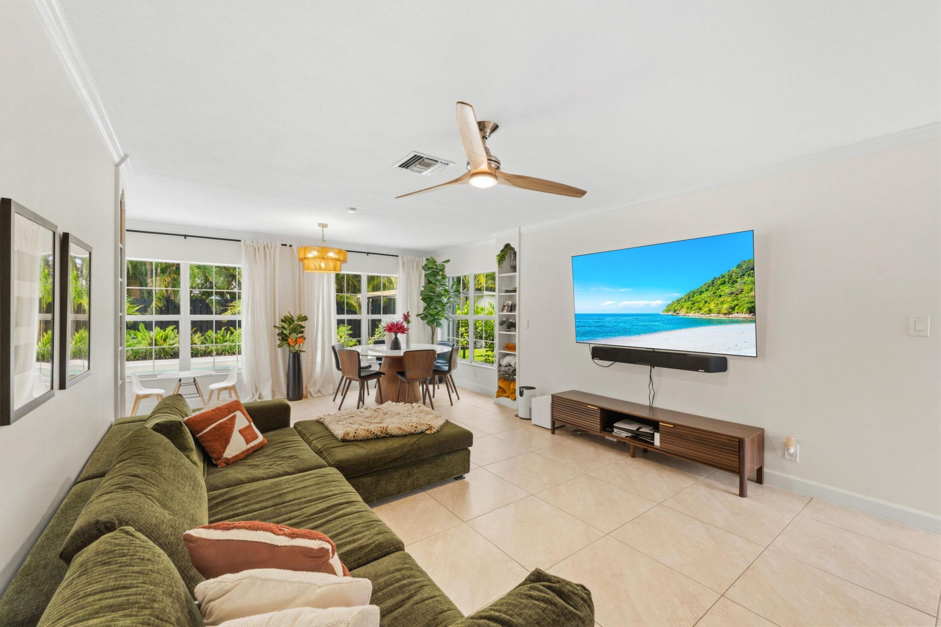 218 Alpine Road, West Palm Beach, FL 33405 Photo