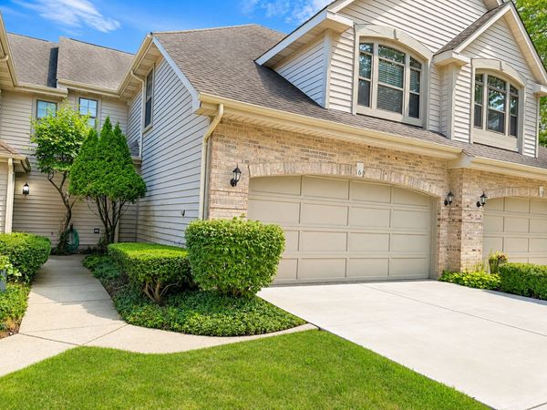 169 Springdale Lane , Bloomingdale, IL 60108