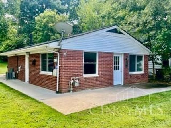 190 Ivanhoe Avenue, Cincinnati, OH 45233