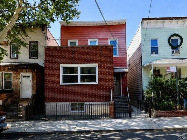 5722 Waldron Street , Corona, NY 11368
