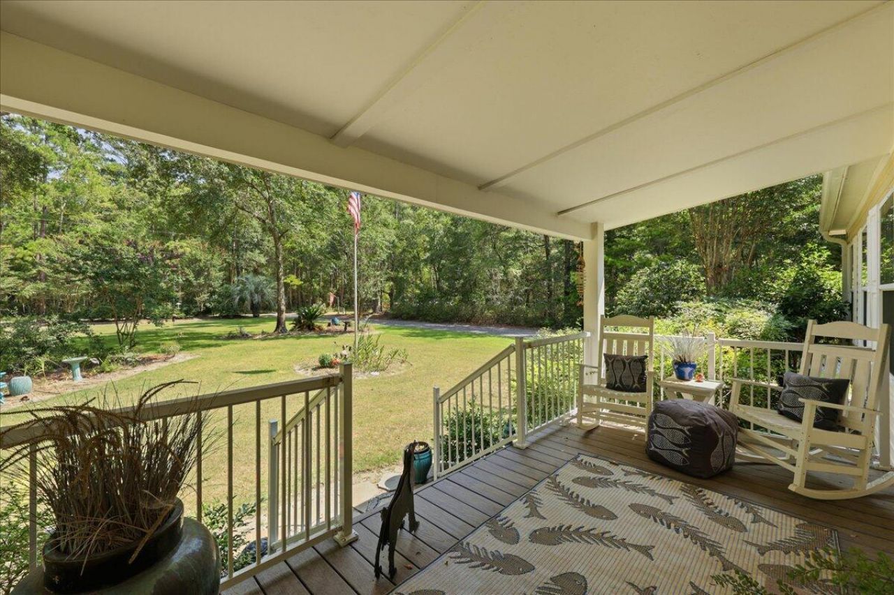 8995 Greenwood Road Photo 20