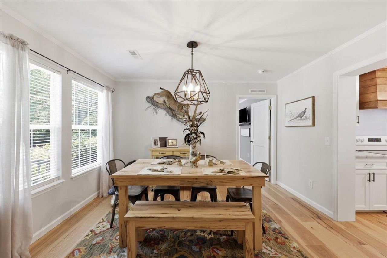 8995 Greenwood Road Photo 4