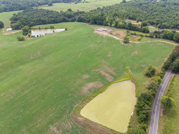 2300 BROWNSFERRY RD, Senatobia, MS 38668