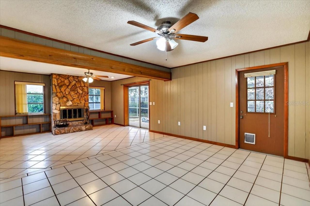6814 16th Avenue Drive W, Bradenton, FL 34209 Photo