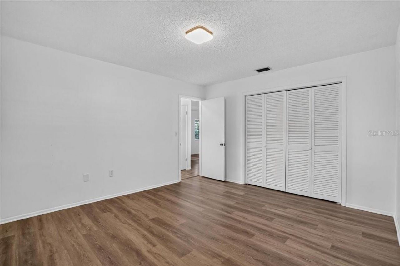 6814 16th Avenue Drive W, Bradenton, FL 34209 Photo