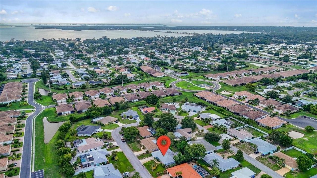 6814 16th Avenue Drive W, Bradenton, FL 34209 Photo