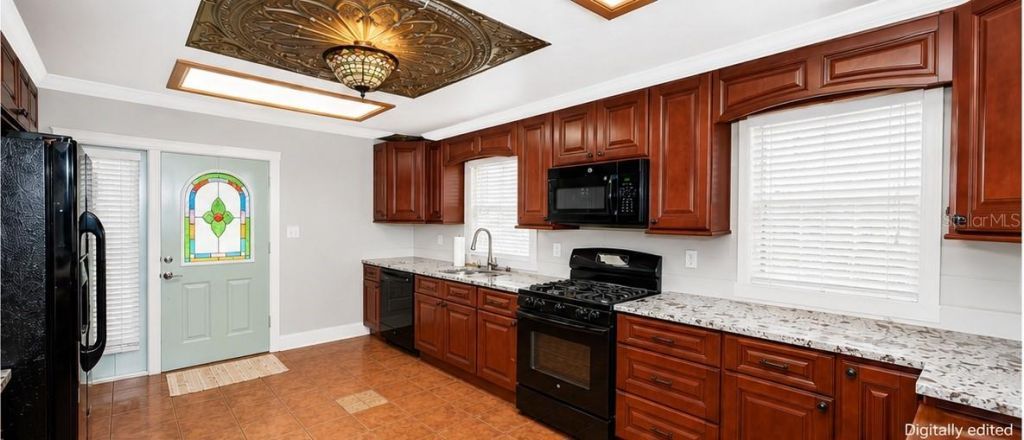 714 29th Street W, Bradenton, FL 34205 Photo