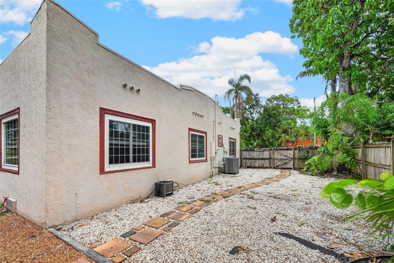 714 29th Street W, Bradenton, FL 34205 Photo