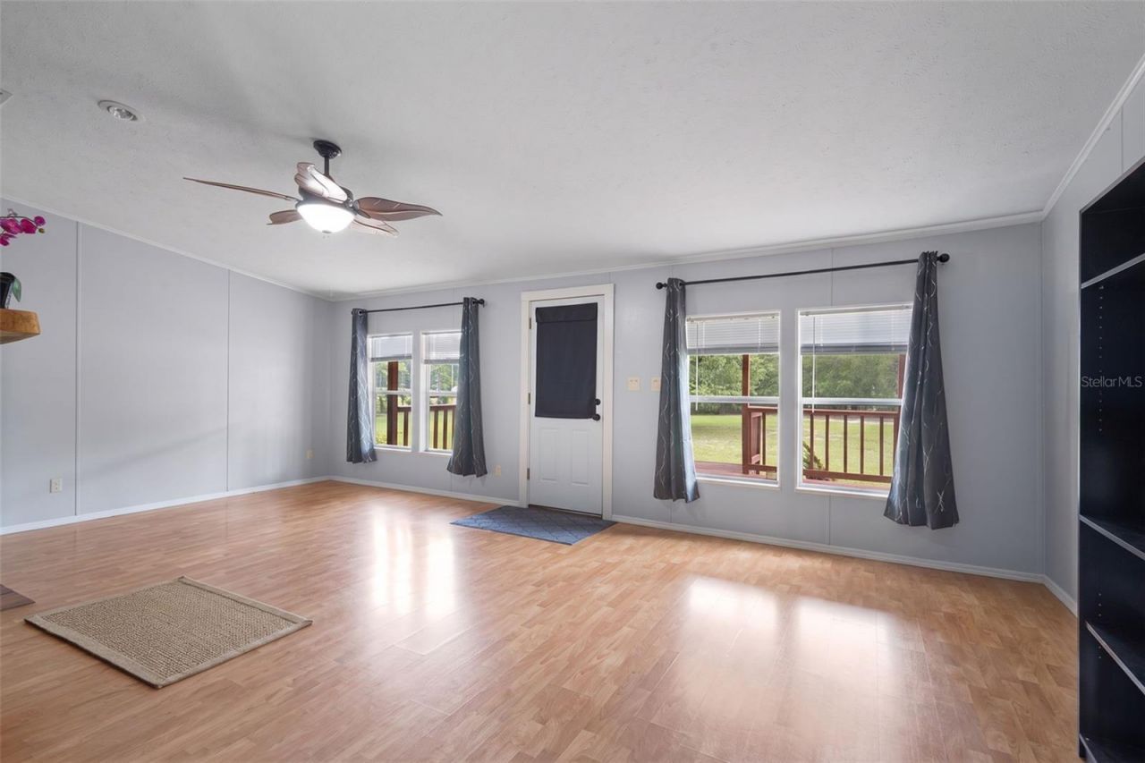 4689 NW 26th Street , Bell, FL 32619 Photo