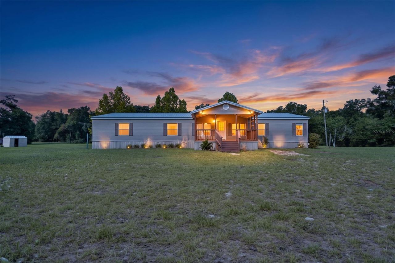4689 NW 26th Street , Bell, FL 32619 Photo