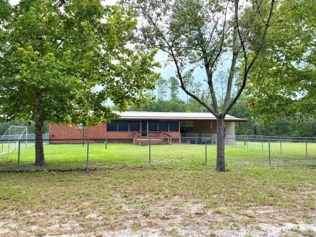 4689 NW 26th Street , Bell, FL 32619 Photo