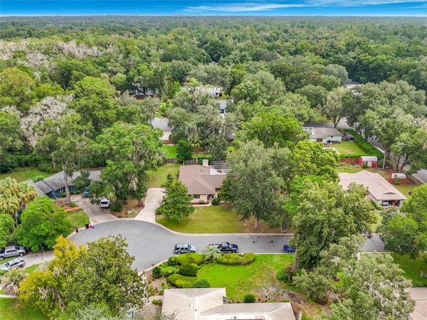 3944 NW 40TH COURT, GAINESVILLE, FL 32606
