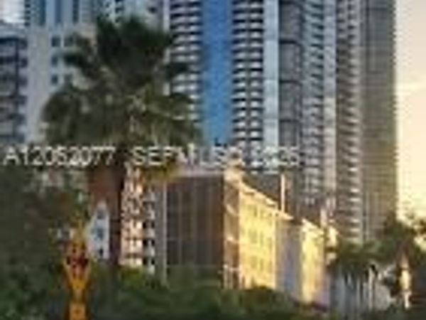 850 N Miami Ave , Unit W-906, Miami, FL 33136