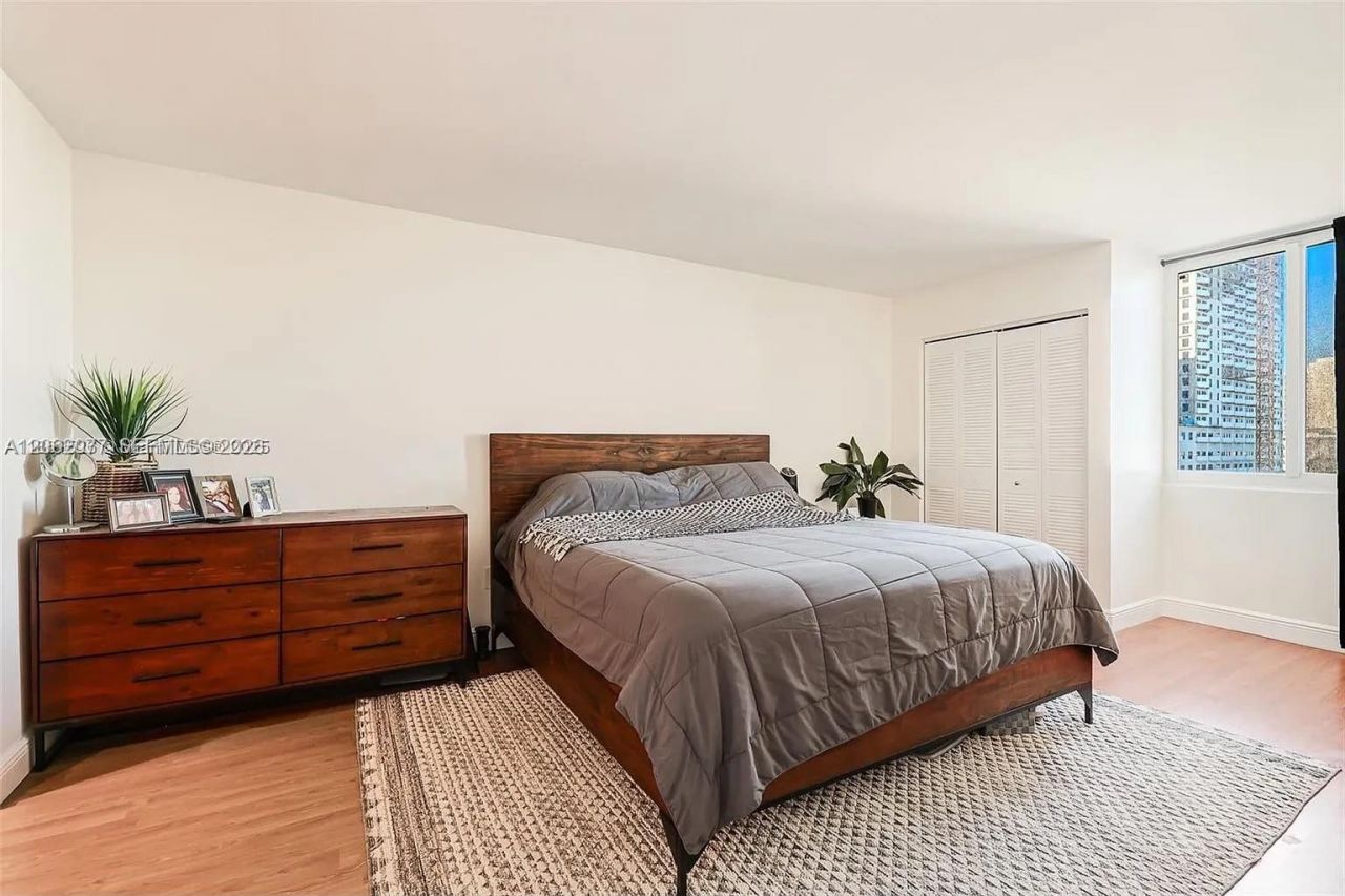 850 N Miami Ave , Unit W-906, Miami, FL 33136 Photo