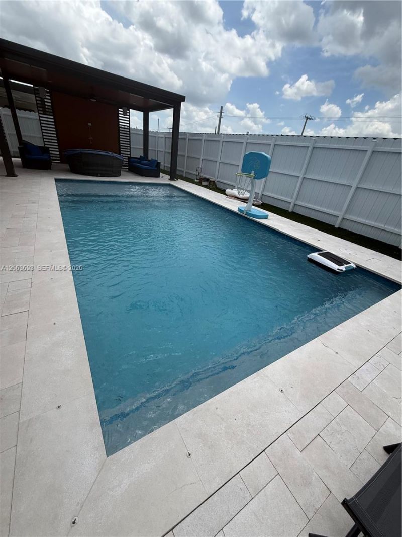 18618 SW 136th Ct, Miami, FL 33177 Photo