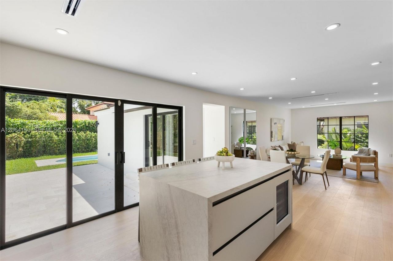 118 Sarto Ave, Coral Gables, FL 33134 Photo