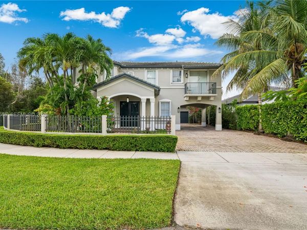 14900 SW 10th St , Miami, FL 33194