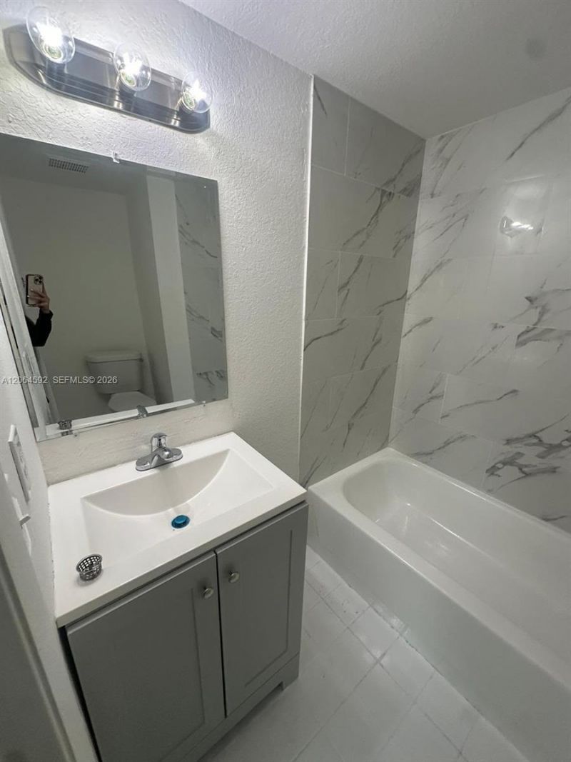 8325 NW 5th Ave , Unit 8325, Miami, FL 33150 Photo