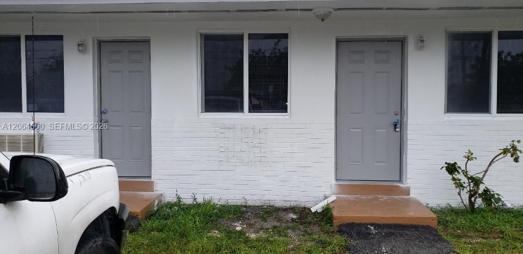 214 SE 8th St, Unit 3, Hallandale Beach, FL 33009 Photo