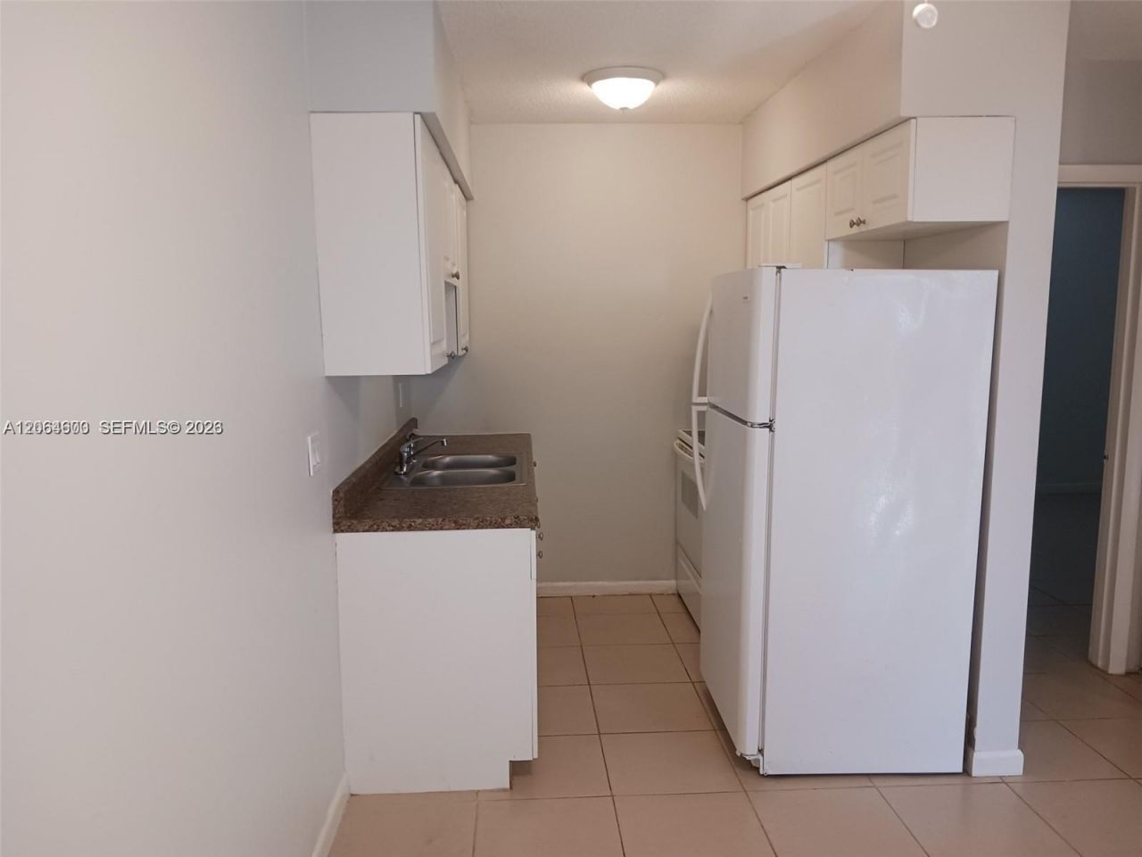 214 SE 8th St, Unit 3, Hallandale Beach, FL 33009 Photo