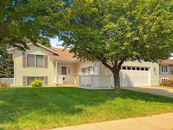 216 Rainbow Drive, Marshall, MN 56258
