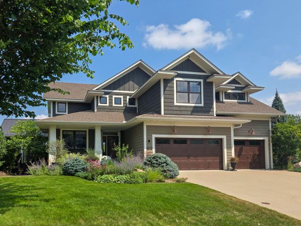 5612 Edgewater Drive , Savage, MN 55378