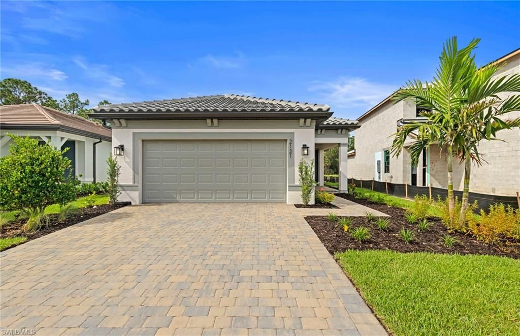 2121 Seville Ln, Naples, FL 34120 Photo