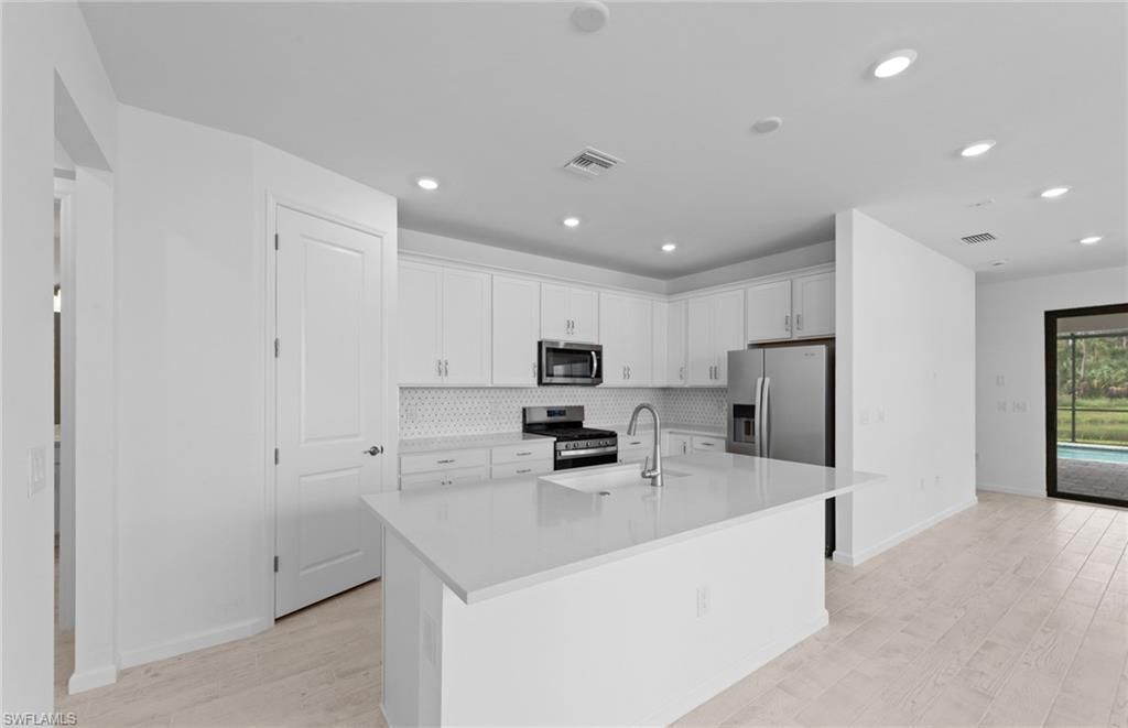 2121 Seville Ln, Naples, FL 34120 Photo