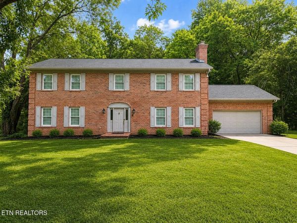 109 Crestview Lane, Oak Ridge, TN 37830