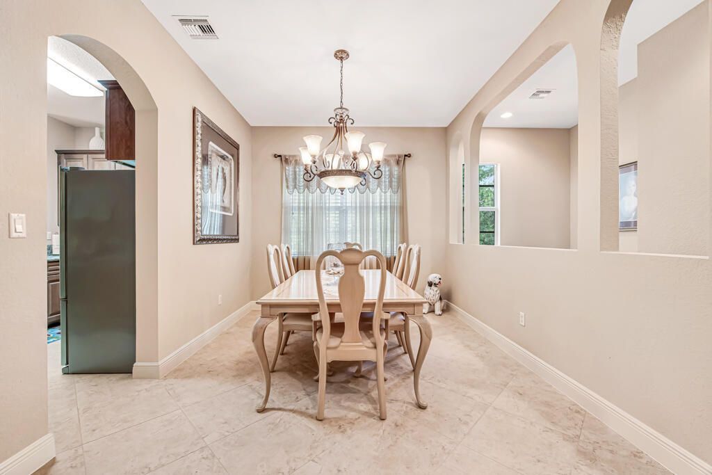 9786 Midship Way, Unit 203, Royal Palm Beach, FL 33411 Photo