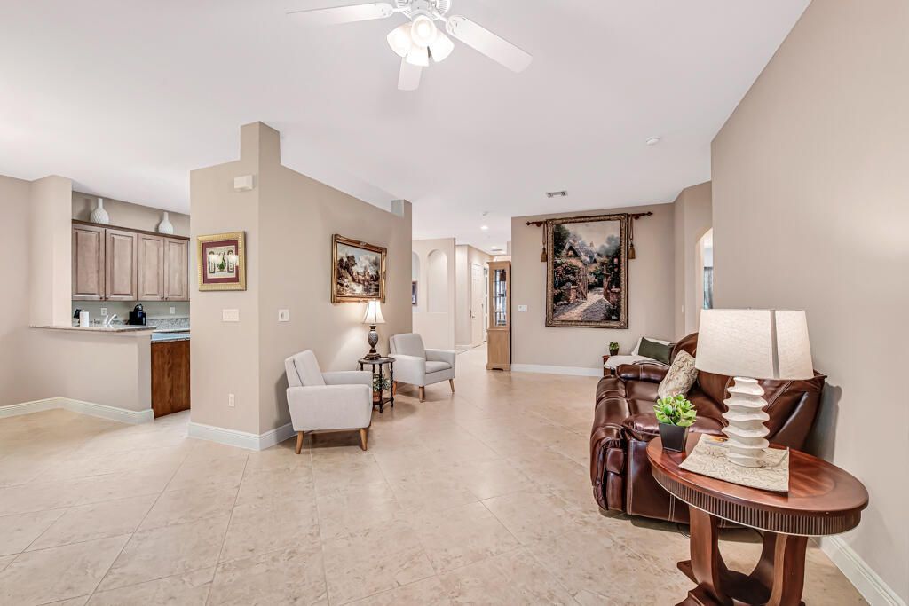 9786 Midship Way, Unit 203, Royal Palm Beach, FL 33411 Photo