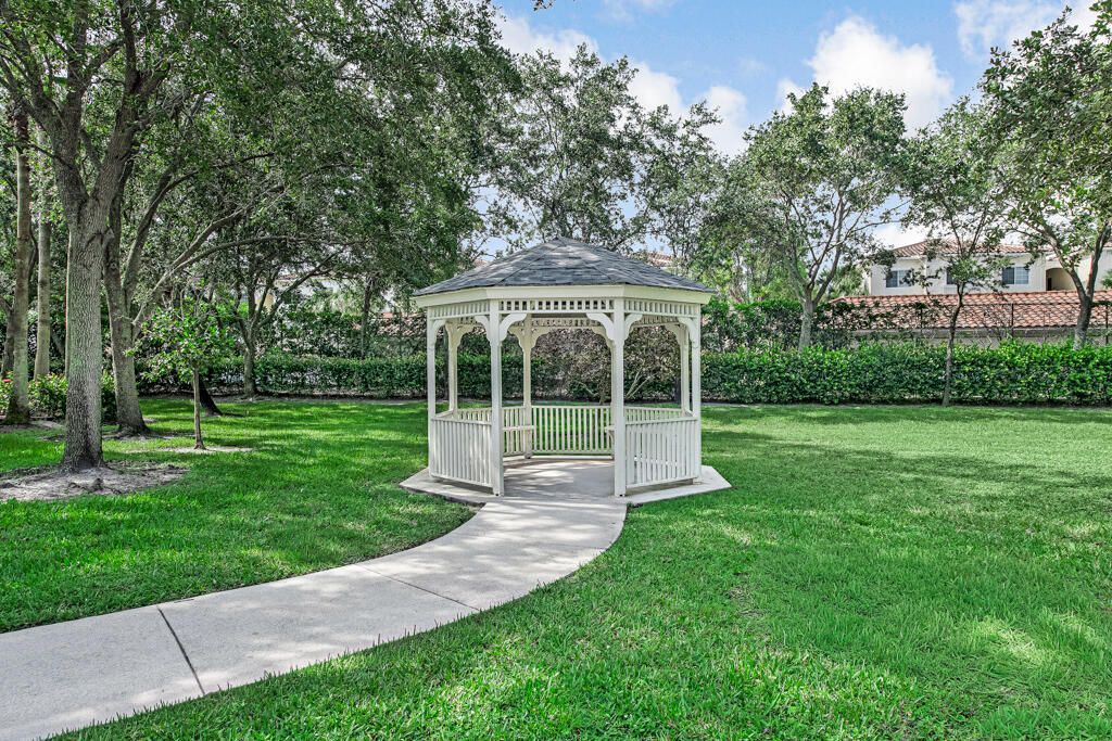 9786 Midship Way, Unit 203, Royal Palm Beach, FL 33411 Photo