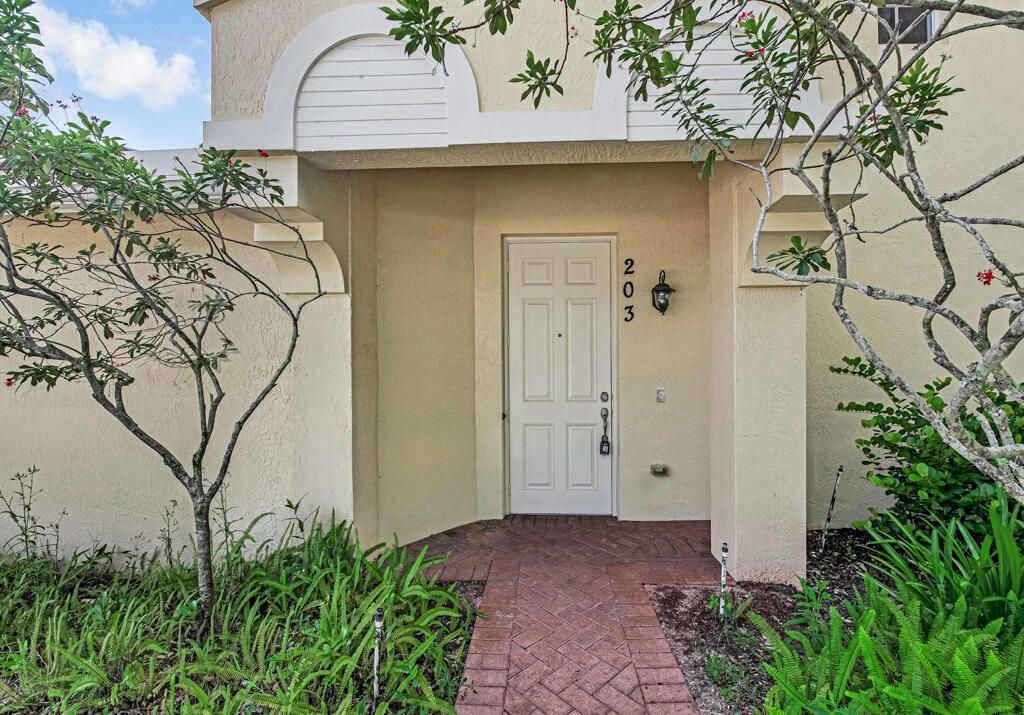 9786 Midship Way, Unit 203, Royal Palm Beach, FL 33411 Photo