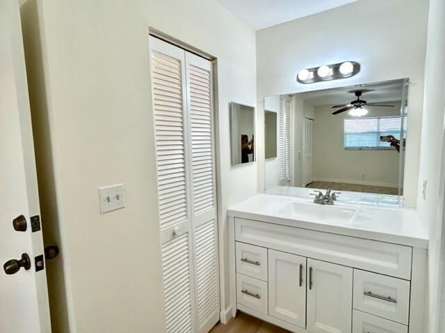 6061 N Falls Cir Drive, Unit 402, Lauderhill, FL 33319 Photo