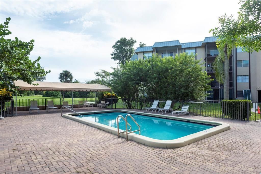6061 N Falls Cir Drive, Unit 402, Lauderhill, FL 33319 Photo