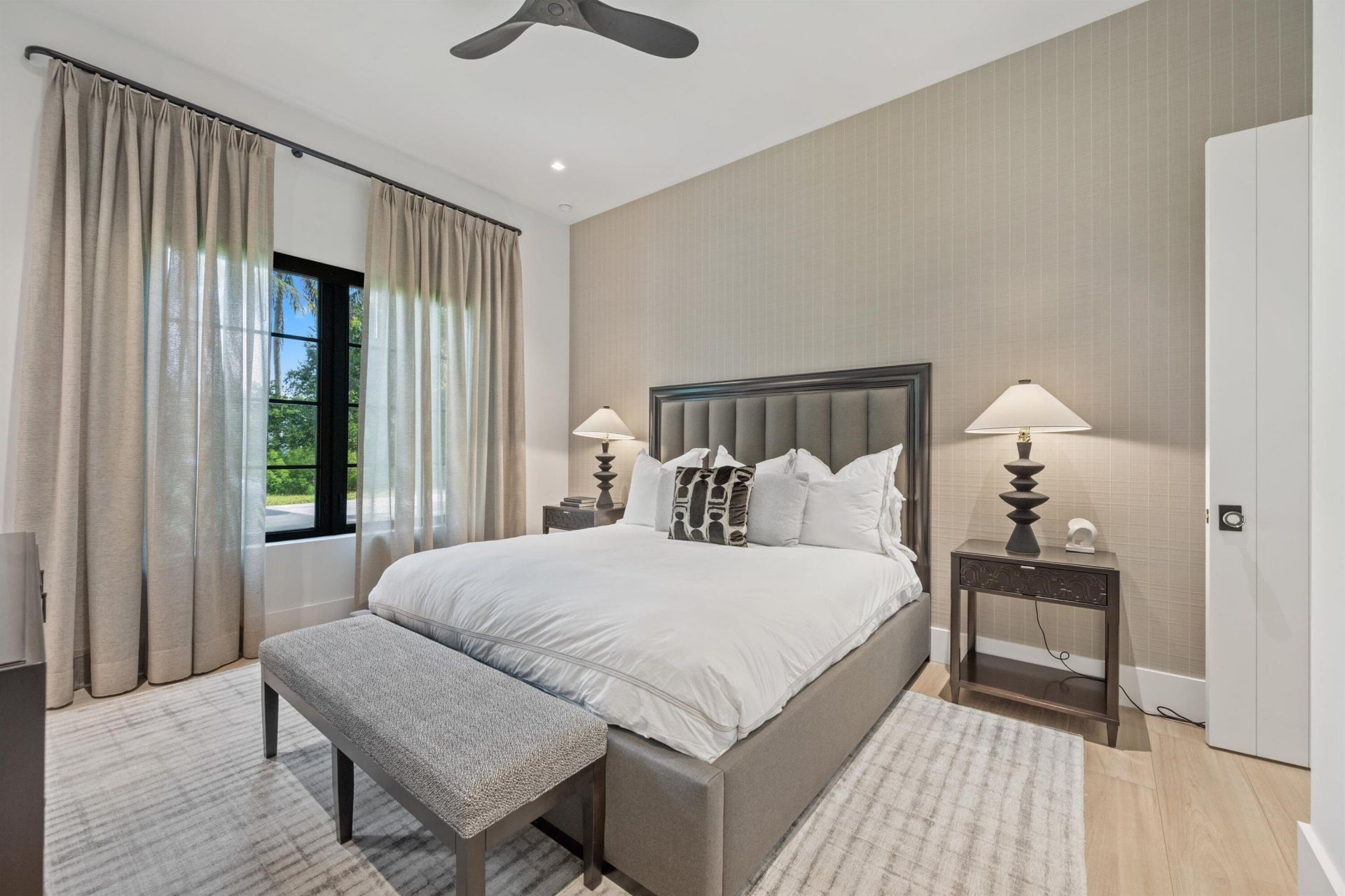 1634 N Swinton Avenue, Delray Beach, FL 33444 Photo