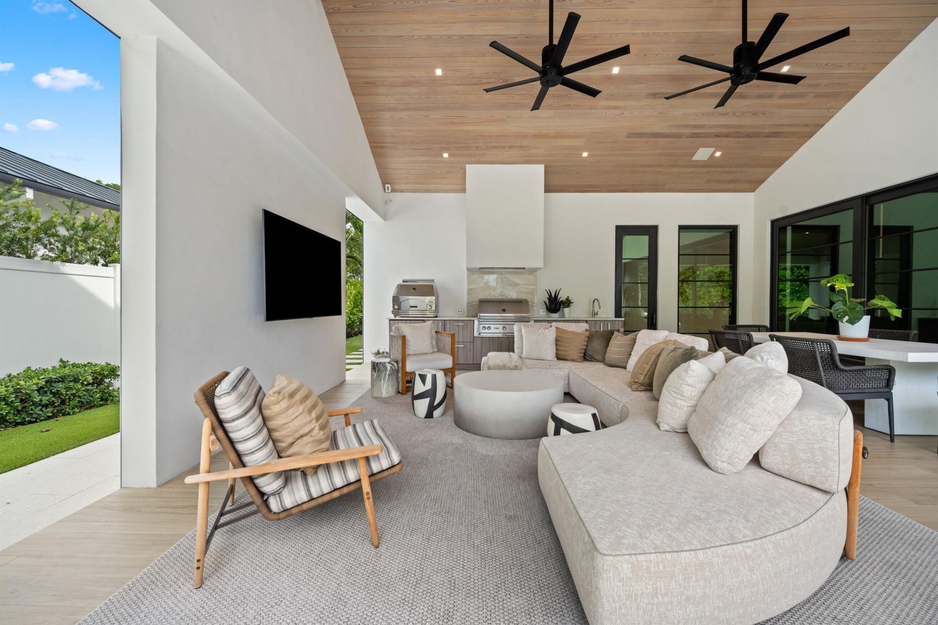 1634 N Swinton Avenue, Delray Beach, FL 33444 Photo