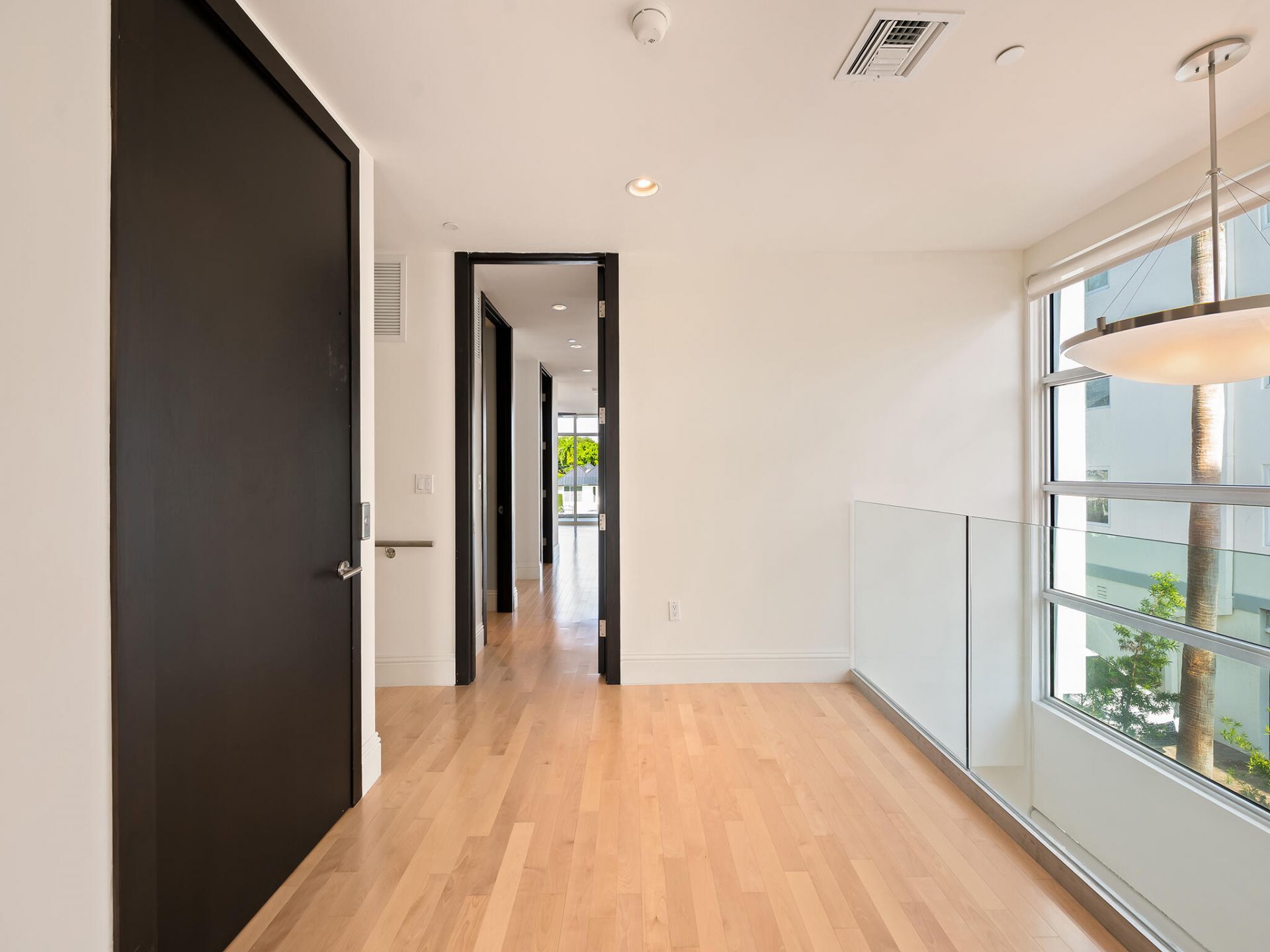 215 Hendricks Isle, Fort Lauderdale, FL 33301 Photo