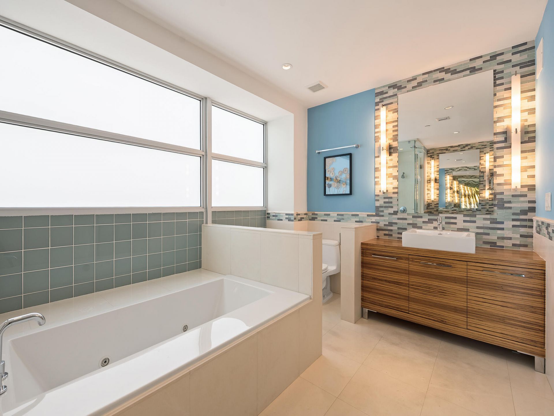 215 Hendricks Isle, Fort Lauderdale, FL 33301 Photo