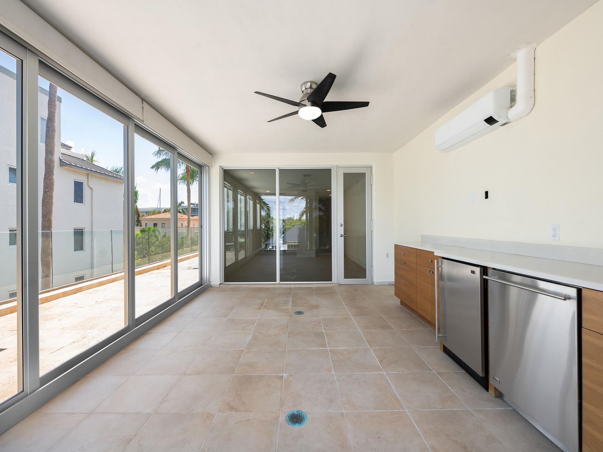 215 Hendricks Isle, Fort Lauderdale, FL 33301 Photo