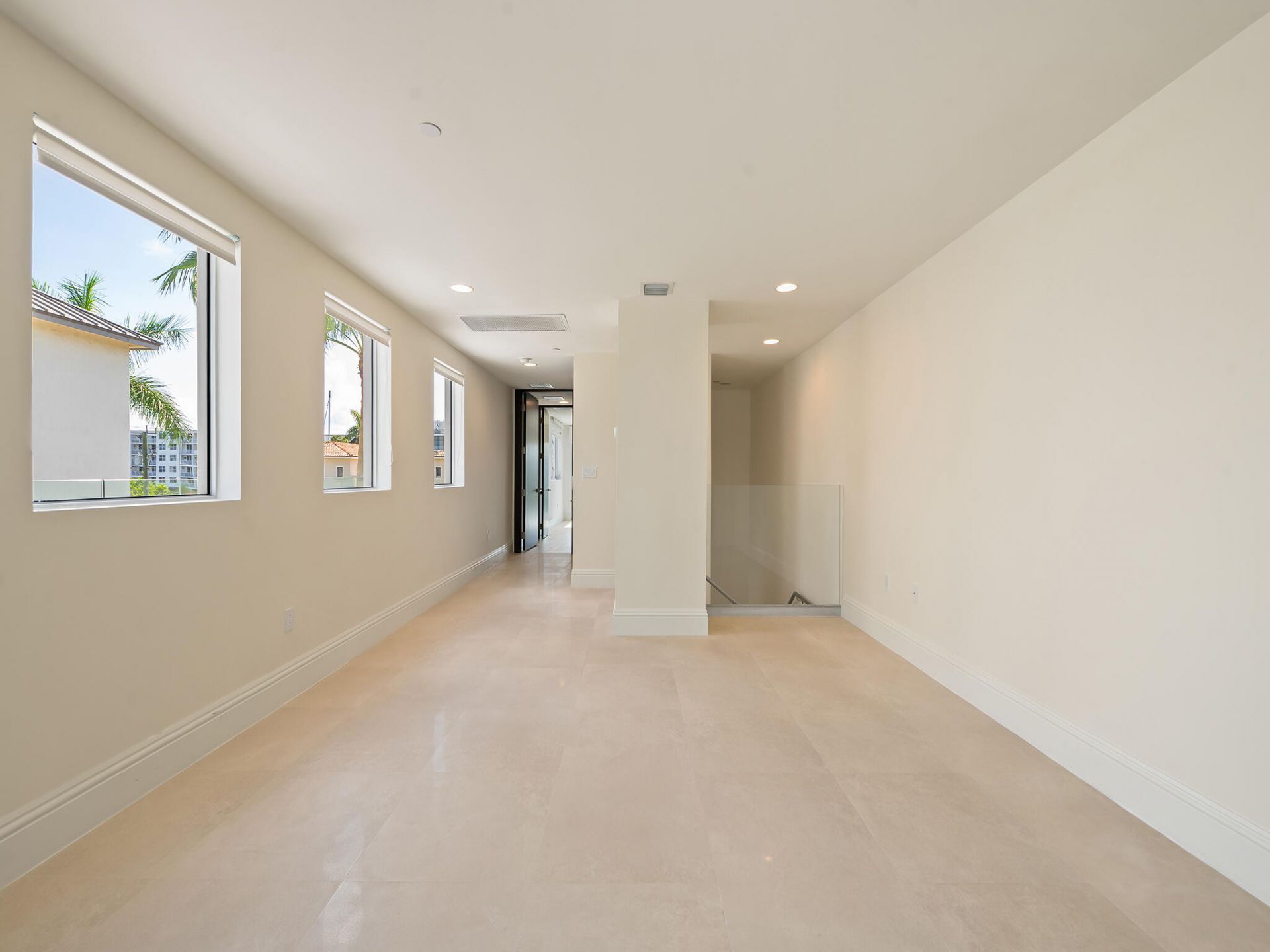 215 Hendricks Isle, Fort Lauderdale, FL 33301 Photo