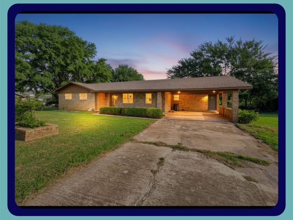 130 W Gist Avenue, Roff, OK 74865