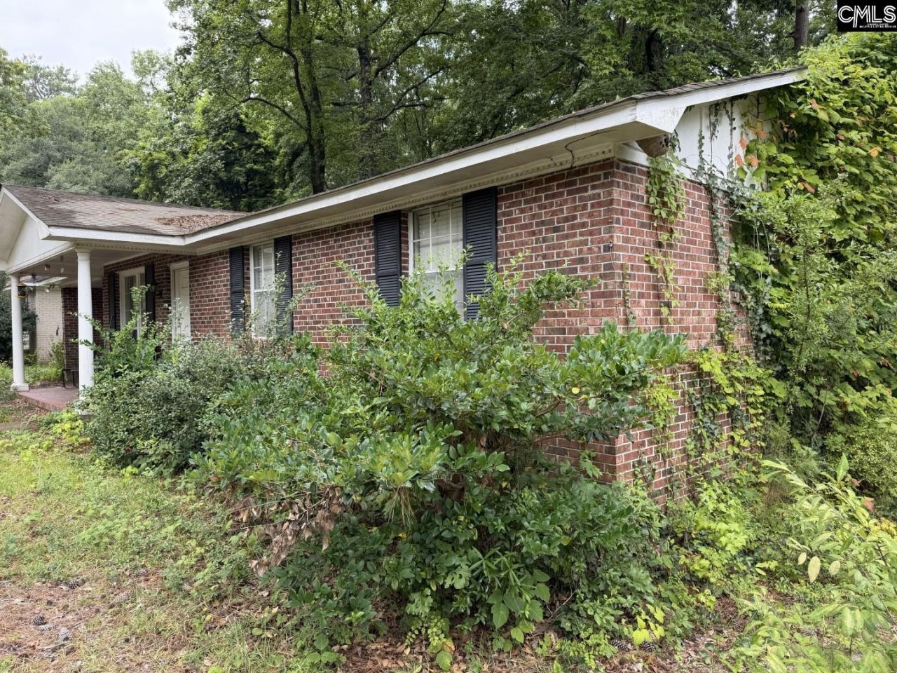 1875 Woodsboro Drive Photo 14