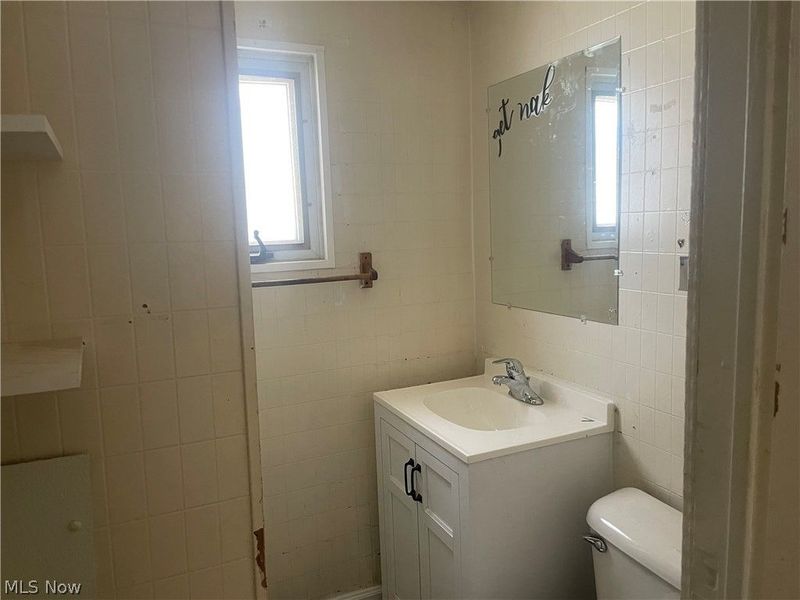 1365 East Avenue , Akron, OH 44307 Photo 8