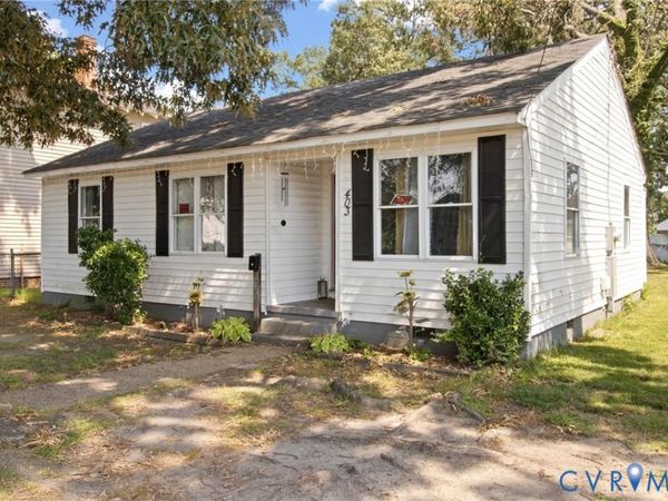 403 Boggart Street , Franklin, VA 23851