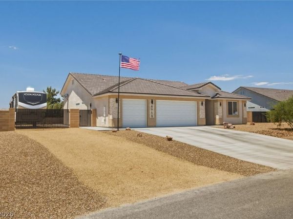 6950 Sandpebble Street , Pahrump, NV 89061