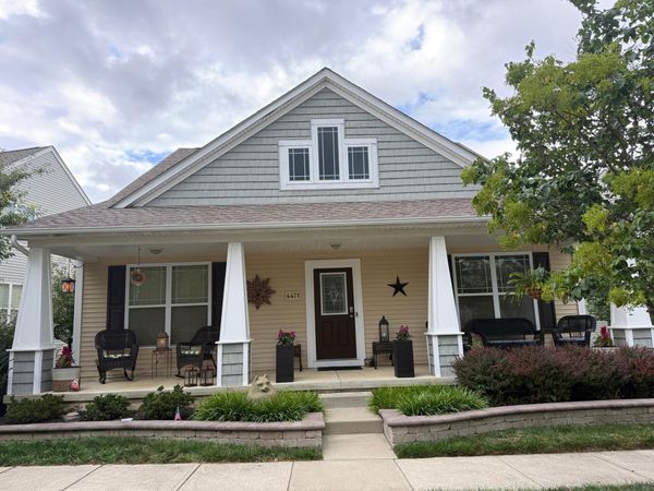 4471 Snowy Meadow Drive, Grove City, OH 43123