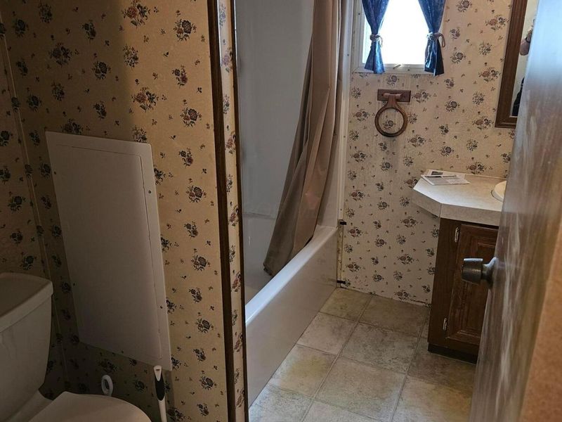 1570 E Main Street , Unit 62, Lancaster, OH 43130 Photo 8